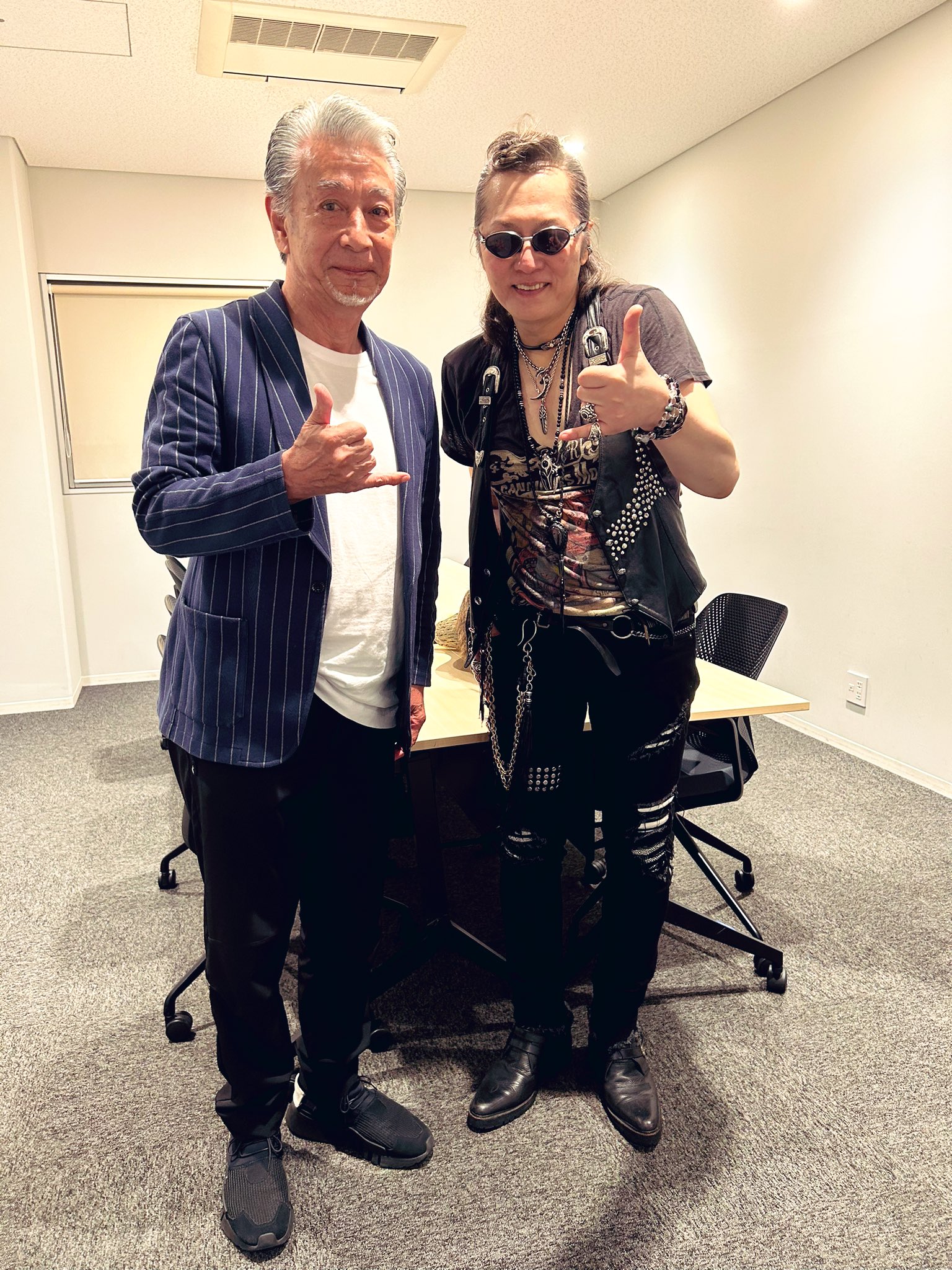 石井竜也【米米CLUB】 羽根ブレスレット 本体美品 2025年最新】石井