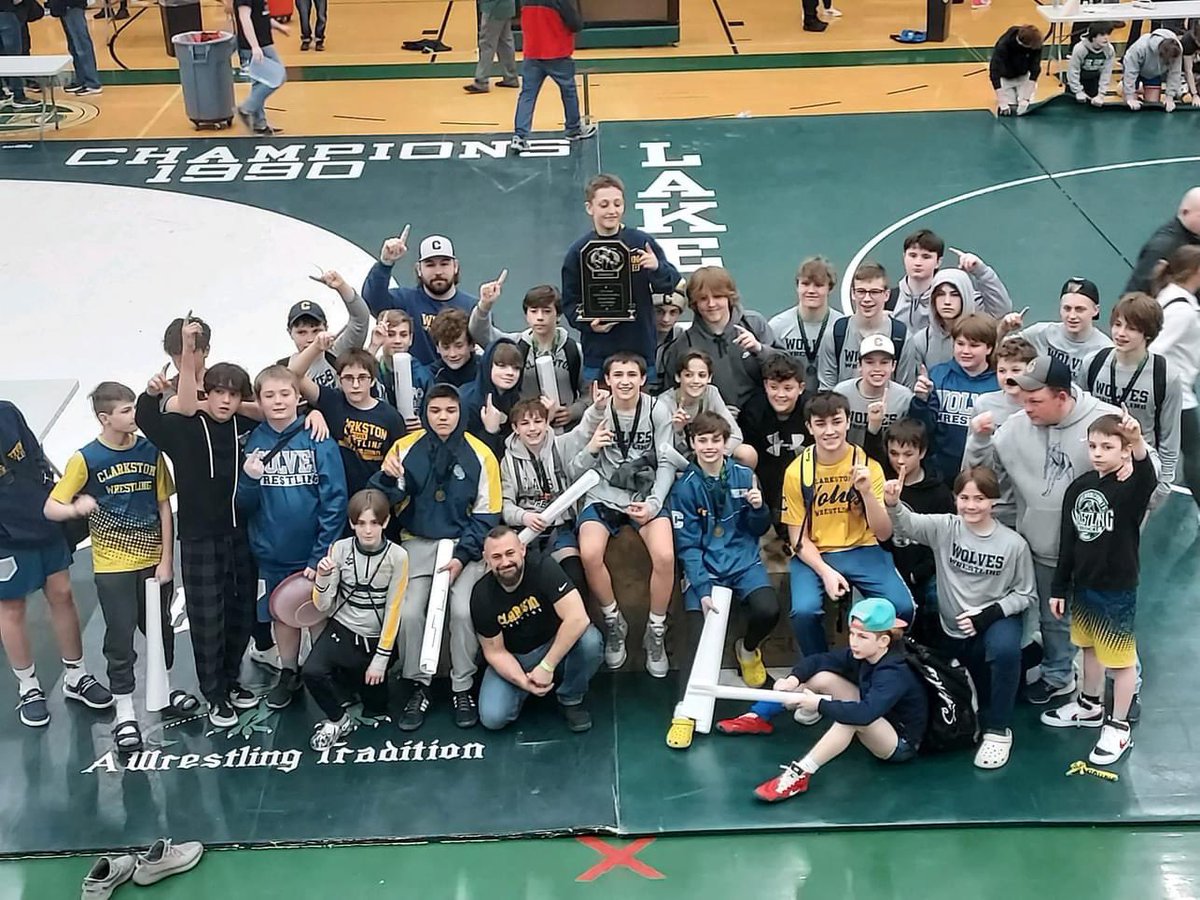 CLKWrestling's tweet photo. Officially 100 days until first official practice for the 2023-2024 season! Let’s go!!

#GoWolves https://t.co/rR4SChNMgg