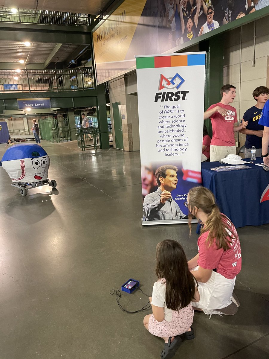 KnackRobotics's tweet image. Lots of kids and adults driving the robot and learning about FIRST after the FIRST pitch at the @Brewers game last night - learn more about robotics programs for kids in K-12 at firstinspires.org @FIRSTweets @FTCTeams @FRCTeams @WisconsinFLL