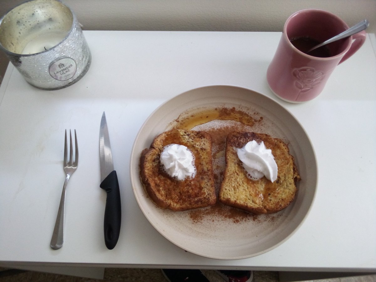 #SaturdayVibes 
Weight Watchers breakfast:

Bread - 4 points
Eggs - 2 points
1 Eggwhite
Spray - 1 point
Coconut Whip cream Dollop -
1 point
Coffee 
Creamer - 1 Point

Total Points: 10 points