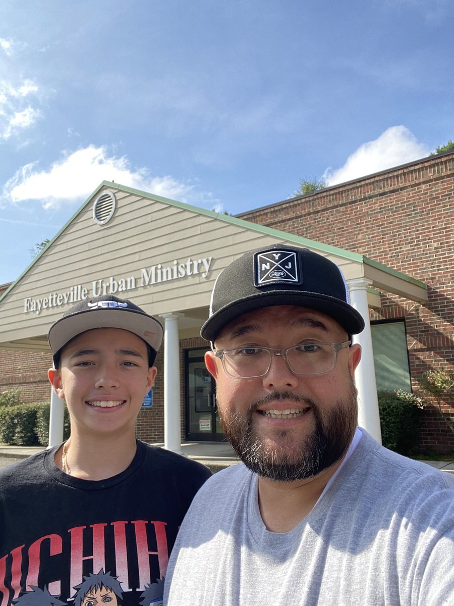 rubenareyes's tweet photo. Spending some father/son time at the Fayetteville Urban Ministry volunteering with their Service Saturday program. https://t.co/8ShmswtEgd