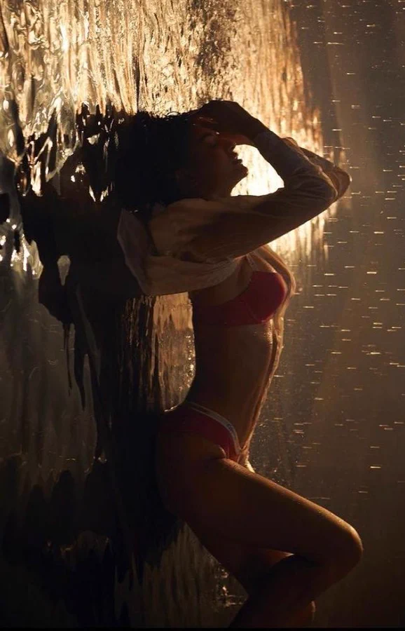 F2xhYuzWUAEHSDX?format=webp&name=900x900