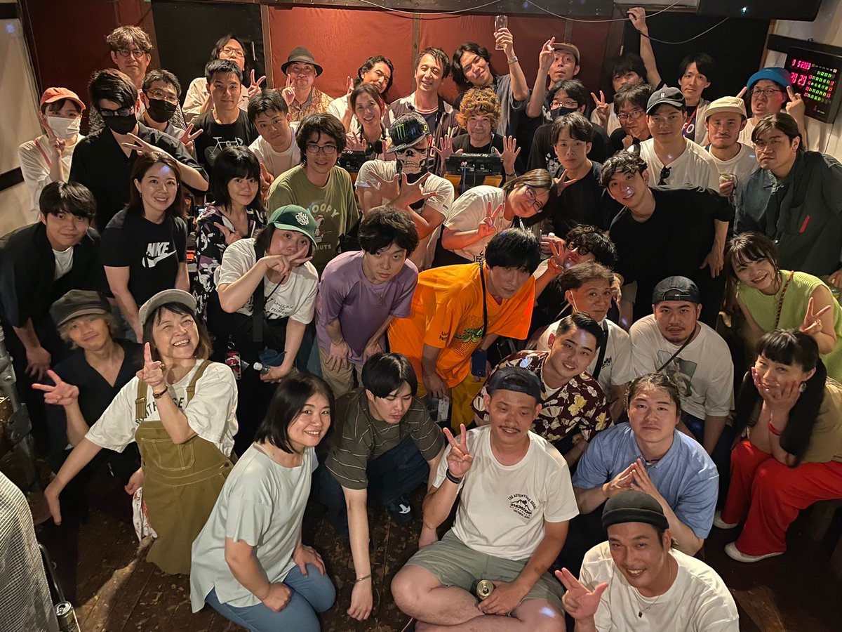 DJK5DJ's tweet photo. 8/5土曜日　高円寺DOM
暑い中みなさんお疲れ様でした。
それにしても、みなさんいい顔してますね！ https://t.co/4vTQYgAgJh