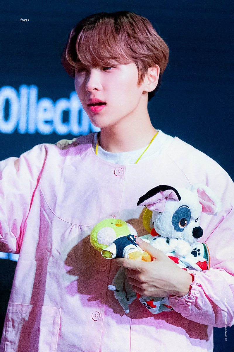 230505
👶💕

#OnlyOneOf #온리원오브 #オンリーワンオブ 
#Rie #리에 #이성호 #リエ 
#seOul_cOllectiOn #seOul_drift
<a href="/OnlyOneOfmember/">온리원오브</a>