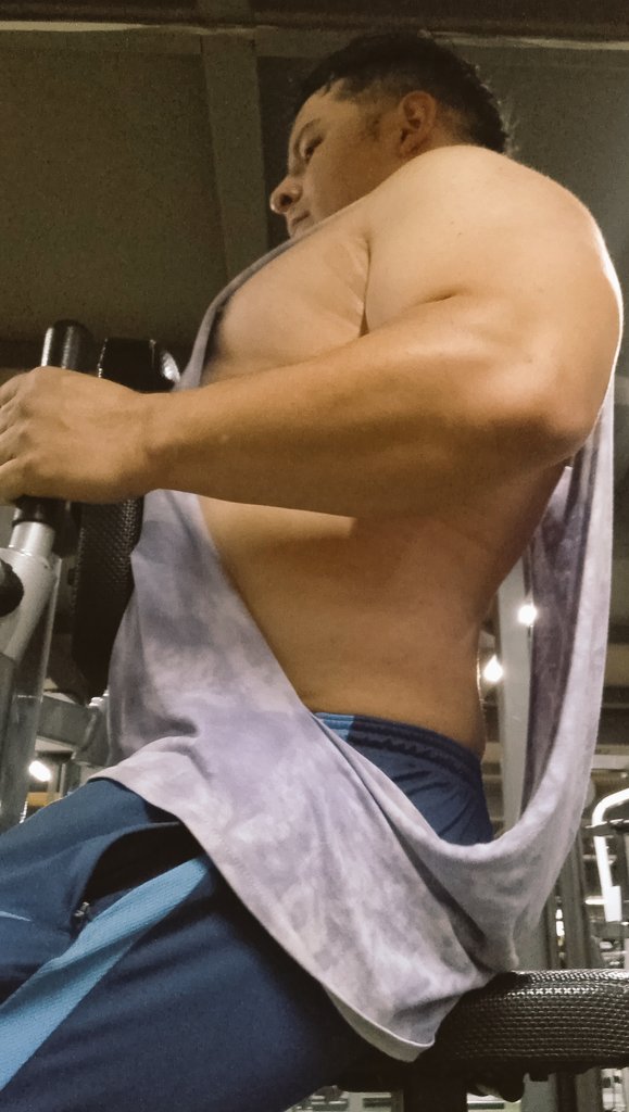 jo_DavZepBra's tweet photo. ¿Que forma de remo les gusta más?
#handsome #huge #bigger #BeastMode #massive #growing #musclebody #muscleflex #muscle #bodybuilding #musclebuilding #musculardevelopment #bulk #massthetics #progress #NeverGiveUp #nevertoobig https://t.co/ewpQ9NO1Zk
