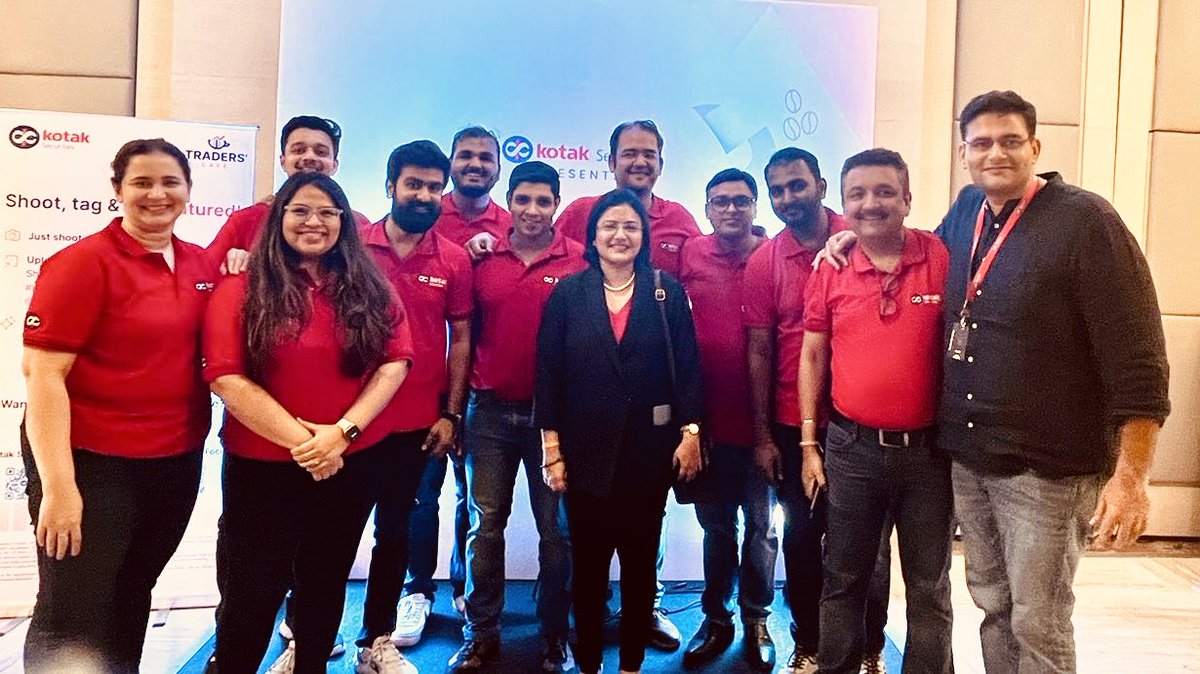 AgrawalSahaj's tweet photo. #traderscafe ⁦@kotakneo⁩ #bengaluru 

Team behind the hot cup of coffee and lots of interactions 

⁦@Ashish1Nanda⁩ driving force !! https://t.co/nBtCmFjVRN