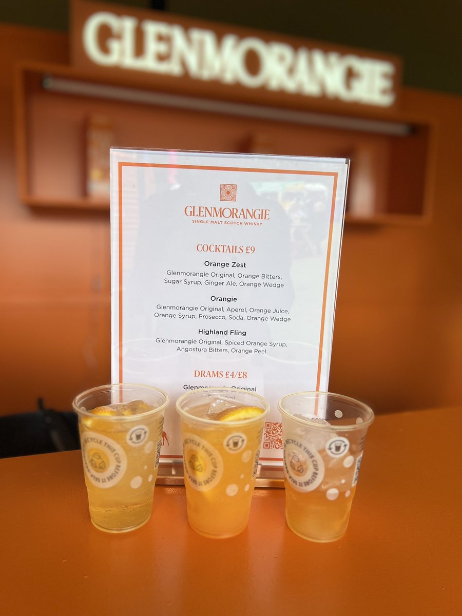 fringebythesea2's tweet photo. At the Glenmorangie bar you can try from three whisky-based cocktails all designed to complement the flavours in the malt, or drink it neat. Or join one of three tastings next week: https://t.co/Z9u6w5DM8Y+ #glenmorangie #whiskytasting #whiskycocktail #fbts23 #fringebythesea https://t.co/TN4ZLQQJmE