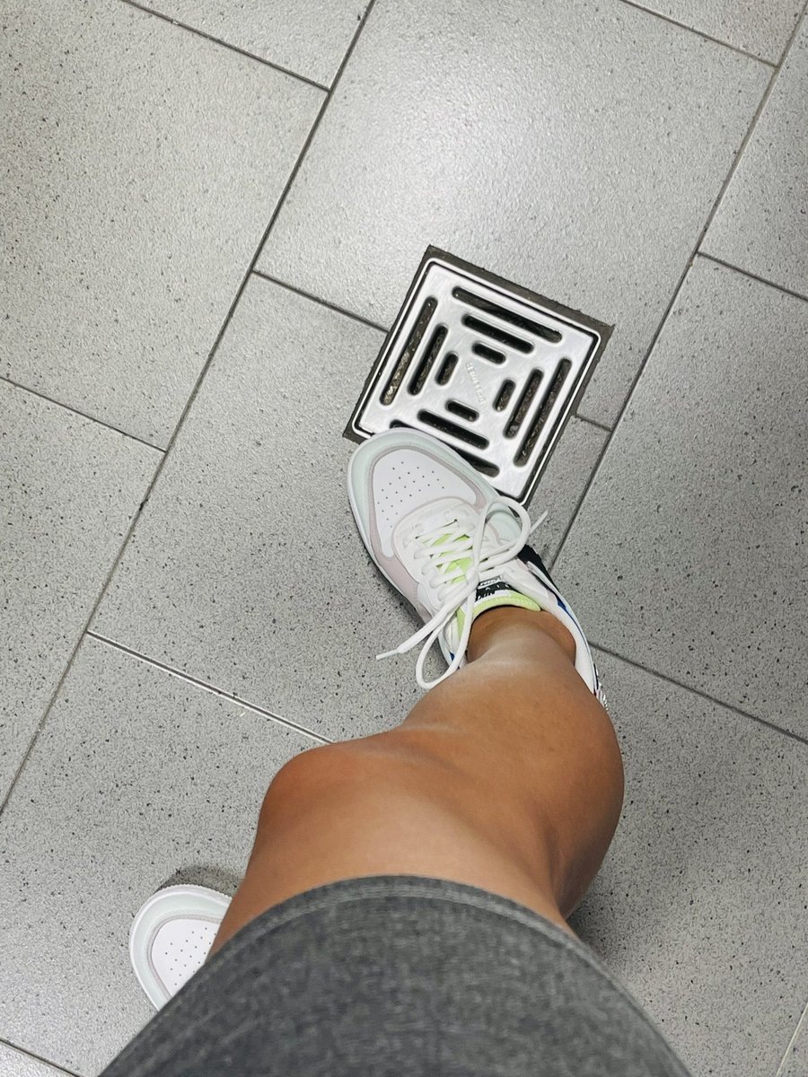 FinDomQueenT1's tweet image. Wieso stell ich mir grade vor, dass du kleine Bitch in diesem Abfluss sitzt 🤣🤣🤣 hinter Gittern, tief im Boden, UNTER MEINEN GÖTTLICHEN FÜẞEN 😈 ⛓️
@Giovann64108095 @Willi13345115 @Sebl666 @81_Mogli @ThomasPiggy67 @d_loser1972 @RealLoser62 @LolaWillful @PeggySissyBitch