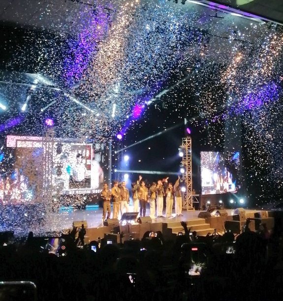 ivgem4th's tweet photo. once upon a time... i've met them 💌
#MSPFMinMNL https://t.co/icvIXfq7ce