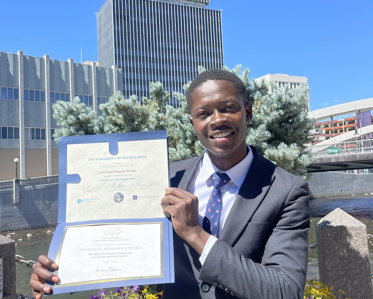 jpaulntetika's tweet photo. Officially #YALI2023 alumniโs
@WashFellowship
Itโs time to benefit what we have learned in the service of our community thanks to @USEmbKinshasa #IREX @unevadareno #nnic
letโs us Buid together our shared future.
#leadership #business #volunteer #shine #netwoking https://t.co/fNi6pv8WIA