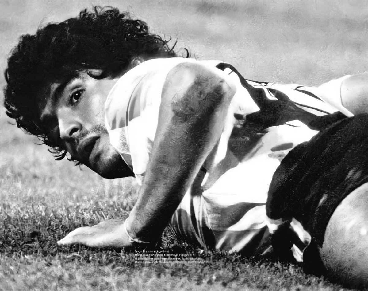 Condenada sangre,
cosquillea tibia.

Solari-Beilinson