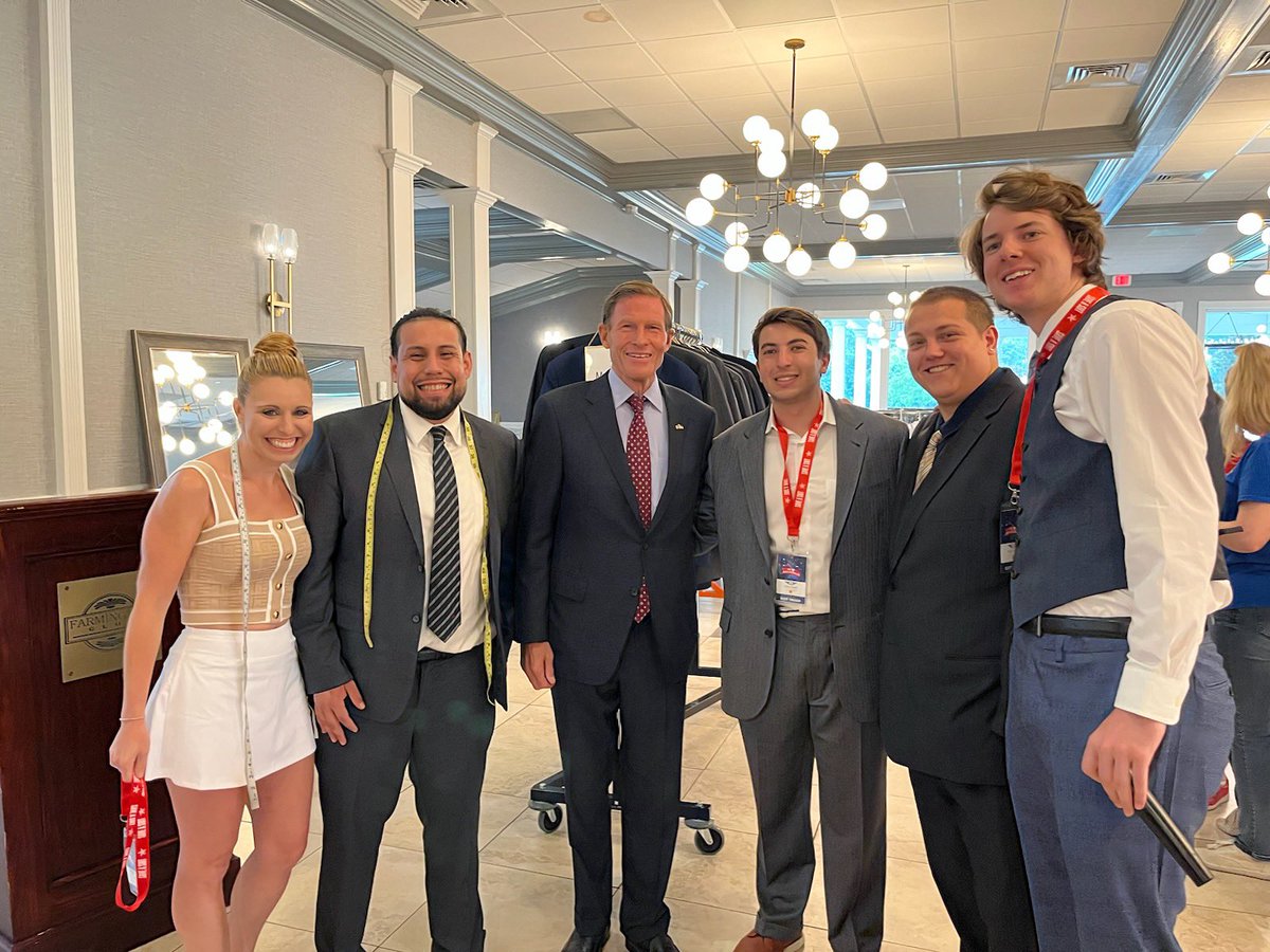 SenBlumenthal's tweet photo. Save a Suit is providing veterans with the professional attire they need to be hired &amp; hold good jobs, along with employment assistance&amp; mental health resources. Very inspiring to visit the event &amp; watch vets trying on clothes that will help them achieve their dreams. https://t.co/I0ISpQIgZp