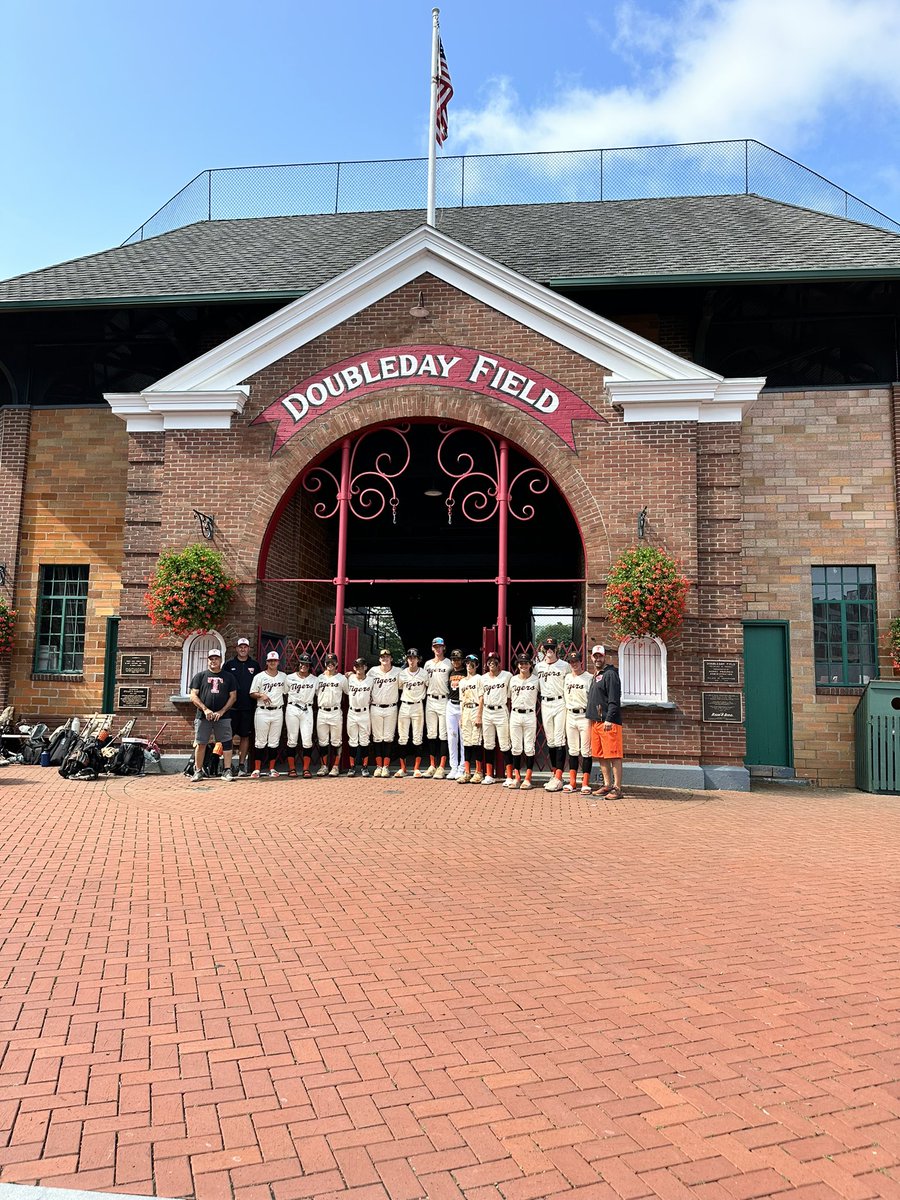 RTigersILSchwab's tweet photo. Tigers won 3-0 their first game at historic Double Day Field in Cooperstown, NY   @Rawlings_Tigers @RecruitTigers @NorthILTigers https://t.co/Fls9YtpsO9