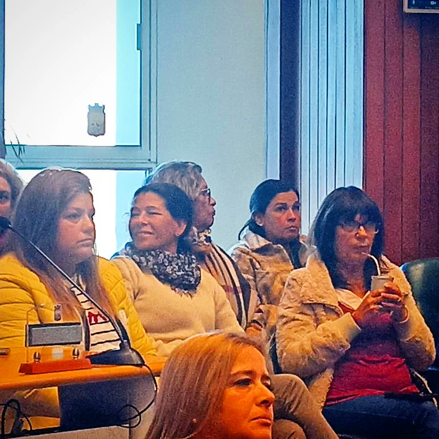 CGeneroFMaldo's tweet photo. Continúa este 3er. Encuentro de la @rmp_uruguay  en la 
@juntademaldonad   con mujeres políticas de todos los partidos con representación en el Uruguay. https://t.co/5o1Ti8fISC