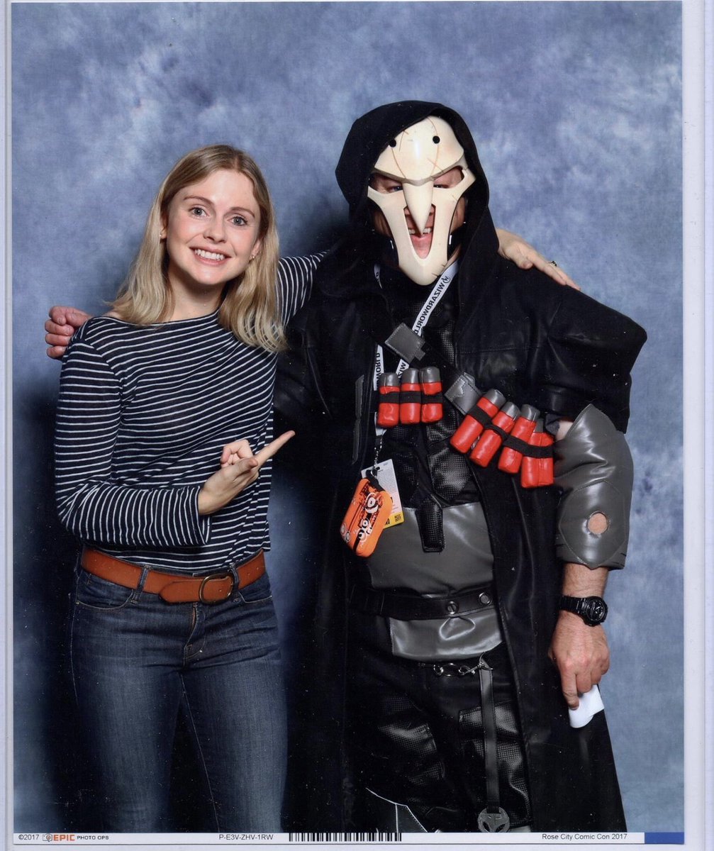 davidpringle77's tweet photo. #conthrowback #izombie #rosemciver #zombies #thecw when there a zombie apocalypse you find yourself the coolest zombie to be on your side . https://t.co/XQnRiHKV7V