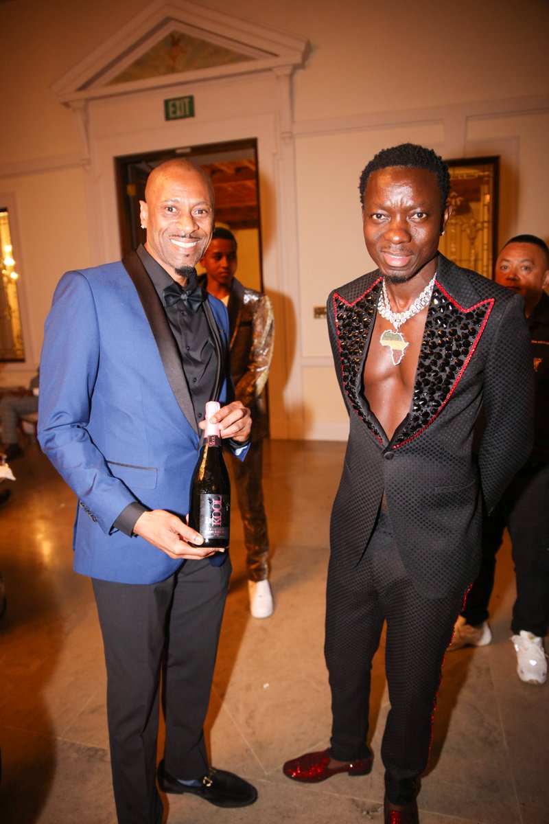 Michael Blackson

Oheka Castle Transformed into Gatsby's Mansion for Charity Event. Sports Stars and Celebrities Step Out for Great Gatsby Affair Raises Funds for Cancer. 

Photo credit Dante Greer

#thegreatgatsbyaffair 
#OhekaCastle
# DUpOnCancer
#michaelblackson