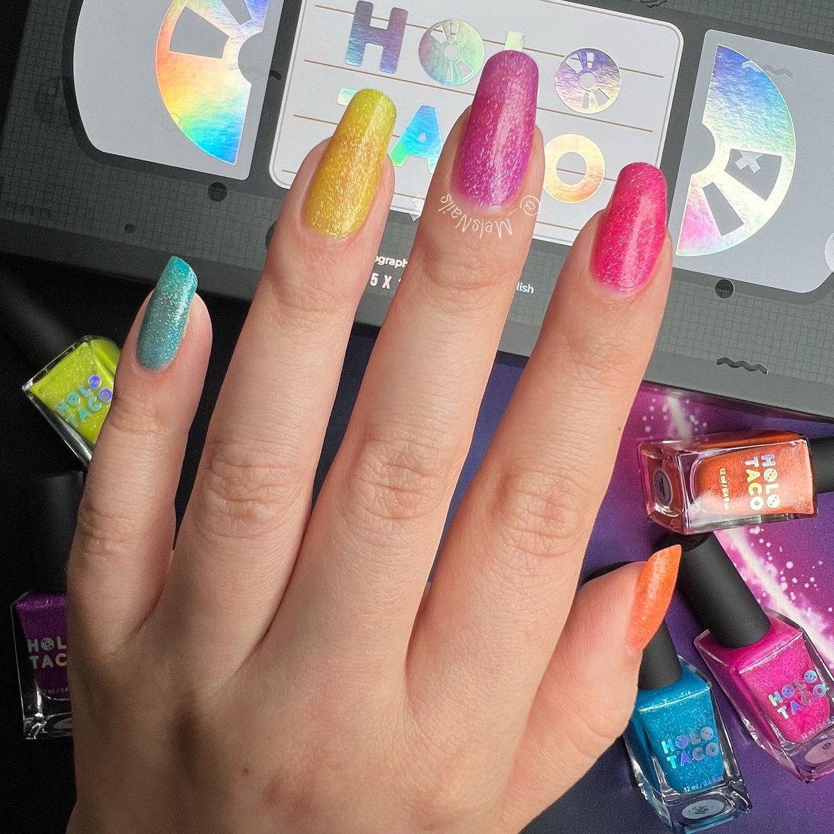 _MelsNails's tweet photo. 4th Anniversary Retro Collection skittle! ๐ฉท๐งก๐๐ฉต๐๐
๐ป @nailogical @holotaco #PeelyBase #BeKindRewind #HiDef #AntiHero #LifeInPlastic #BoxOfficeBomb #GlossyTaco
#HoloTaco #melsnails #Skittle https://t.co/oxd3v7fMLi