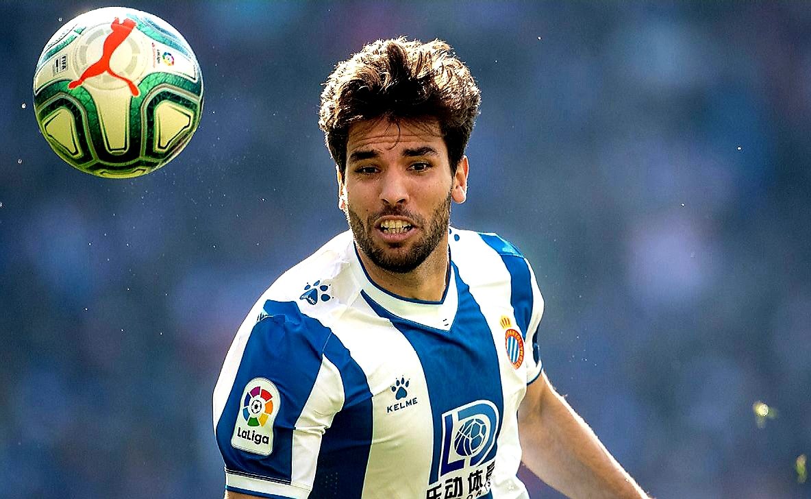 Según algunos medios, es una defensa de primera en segunda y con esta defensa hay que subir. Según yo. No tenemos defensa y con esta defensa es imposible el ascenso. #RCDE