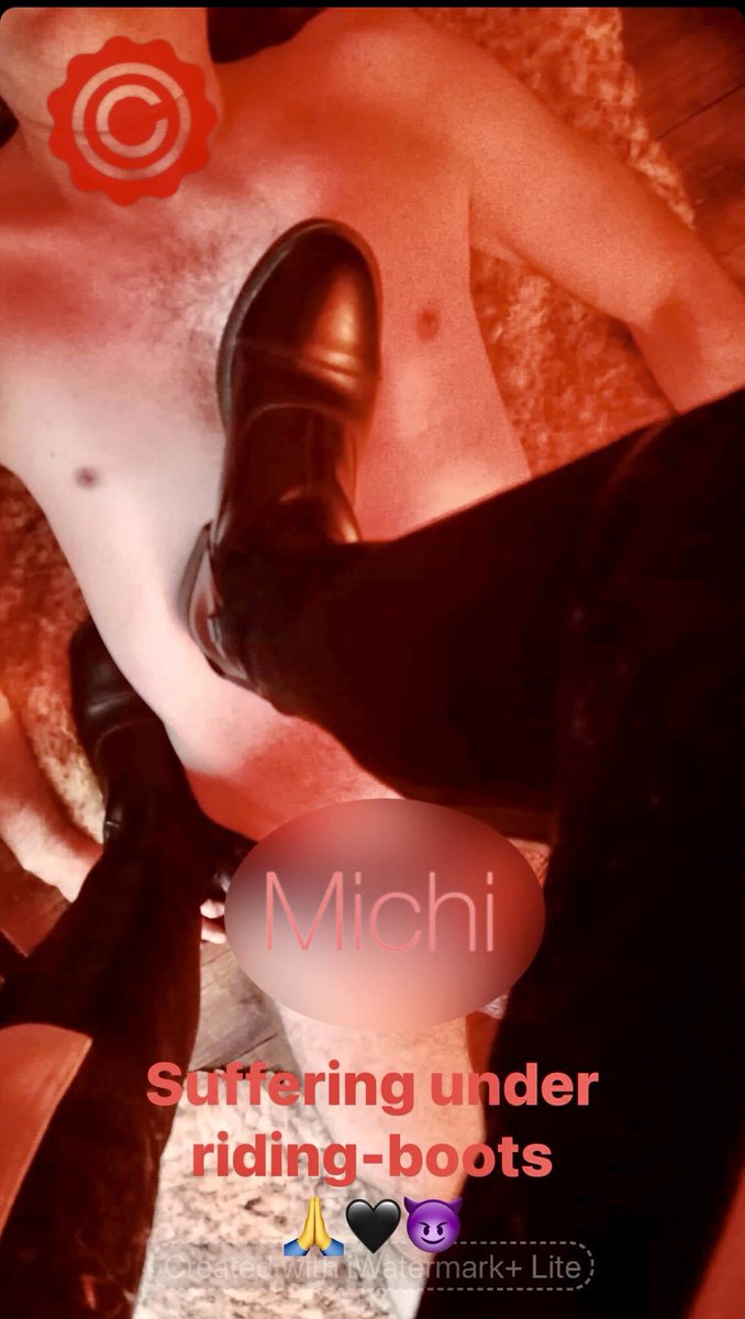 Michael58854443's tweet photo. Und SIE kann damit umgehen😈🖤
#trampleme #trampling #suffer #fullweight #crushing #worship https://t.co/n2AuIOLWRh