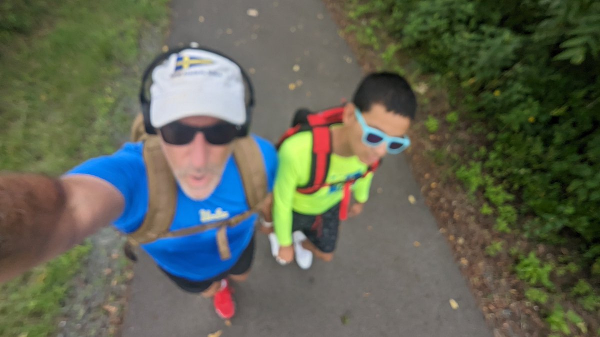 LarryOConnor's tweet image. Nice day for a @GORUCK with this guy!  And we spotted a couple Maryland Terrapins!  #FearTheTurtle