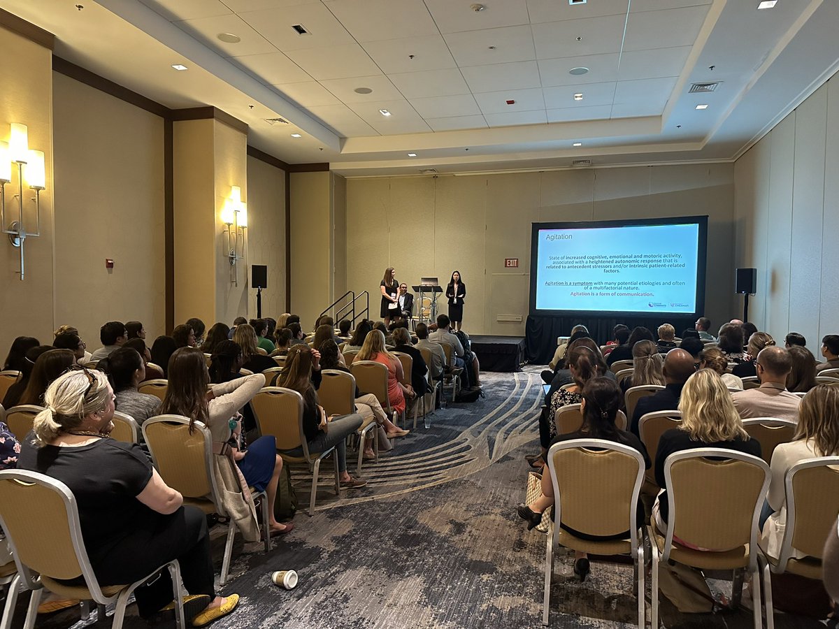 KennaSheak's tweet photo. Packed session!! 
High yield psychiatric pearls in hospitalized children. #PHM23 https://t.co/sgWwVYwIzG