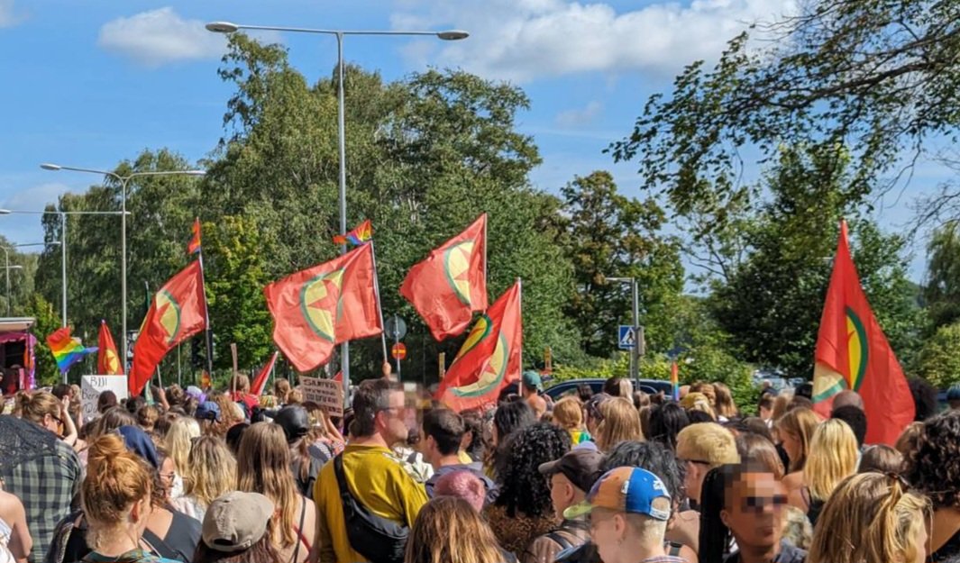 realrojkom's tweet photo. Tack för idag älskade Stockholm! 
💛💙❤️💜💚🌈🌈🌈 https://t.co/OyuOTEhGyc