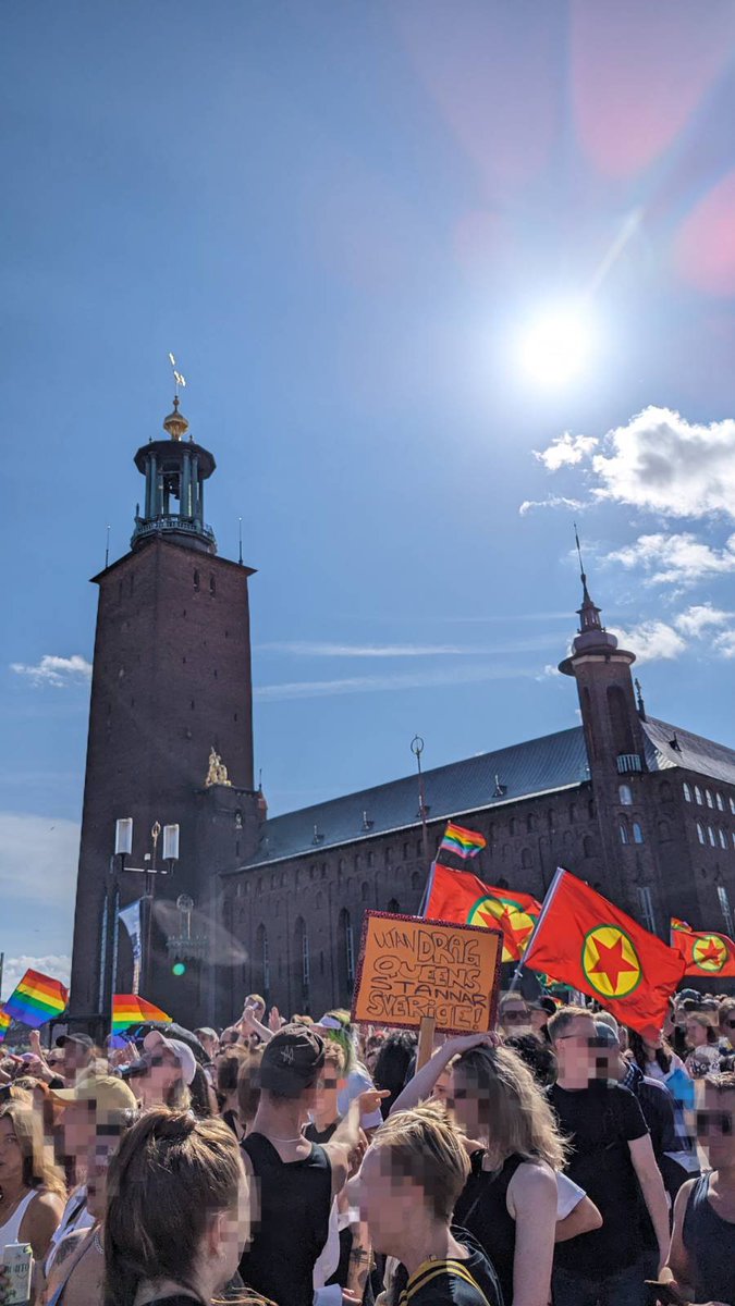 realrojkom's tweet photo. Tack för idag älskade Stockholm! 
💛💙❤️💜💚🌈🌈🌈 https://t.co/OyuOTEhGyc