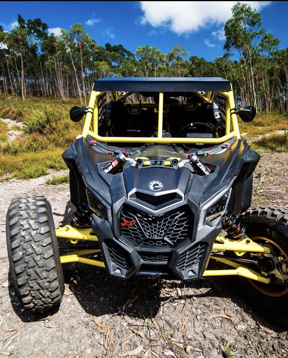 0xjay's tweet photo. Driving a Can am x3 from @BITRacingTeam was fun af ๐ฅ๐
Follow my friends at #bitracing number 1 crypto off road racing team ๐ช https://t.co/17G3LyQFGP
