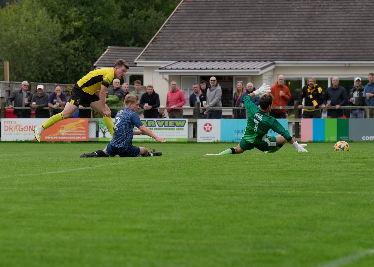 Buckland Athletic FC tweet media