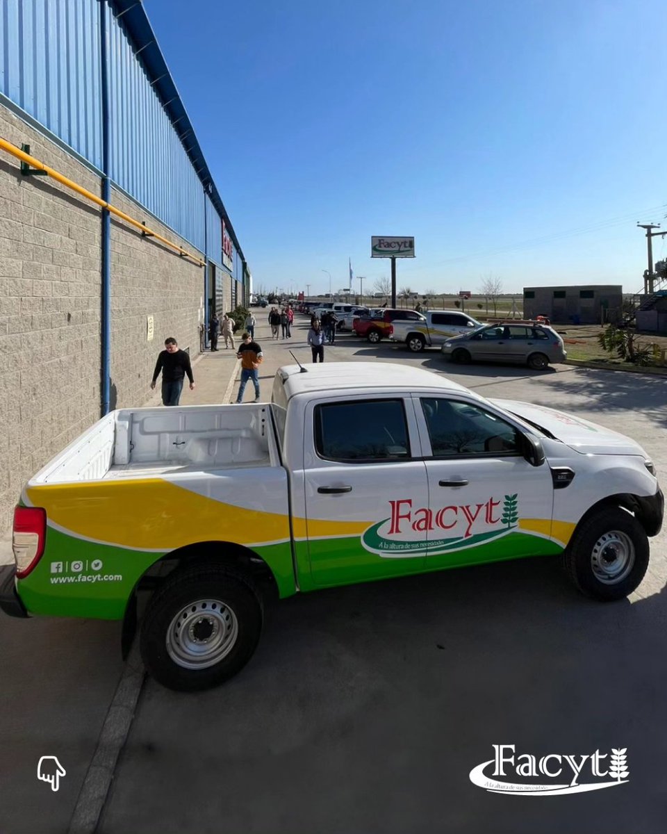 A días de concretarse la inauguración del "Centro de Desarrollo Biotecnológico FACYT", iniciamos agosto con una jornada de Capacitación y recorrida por todo el Complejo Industrial de Laguna Larga, junto a nuestro gran equipo de ventas.

¡SEGUIMOS CRECIENDO, SEGUIMOS ADELANTE!
