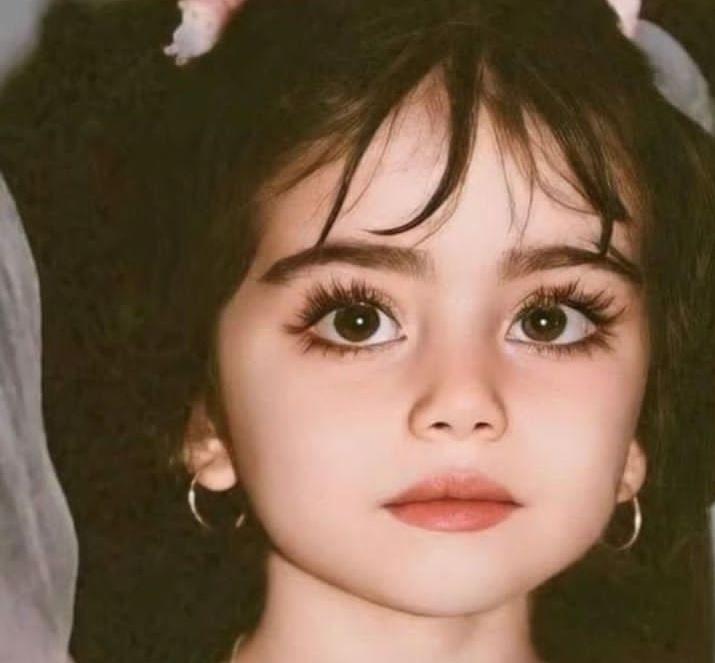 nazenindenn's tweet photo. bebeklik fotisi atma tweetii🥰🥰🥰 https://t.co/apVO0tTn4L