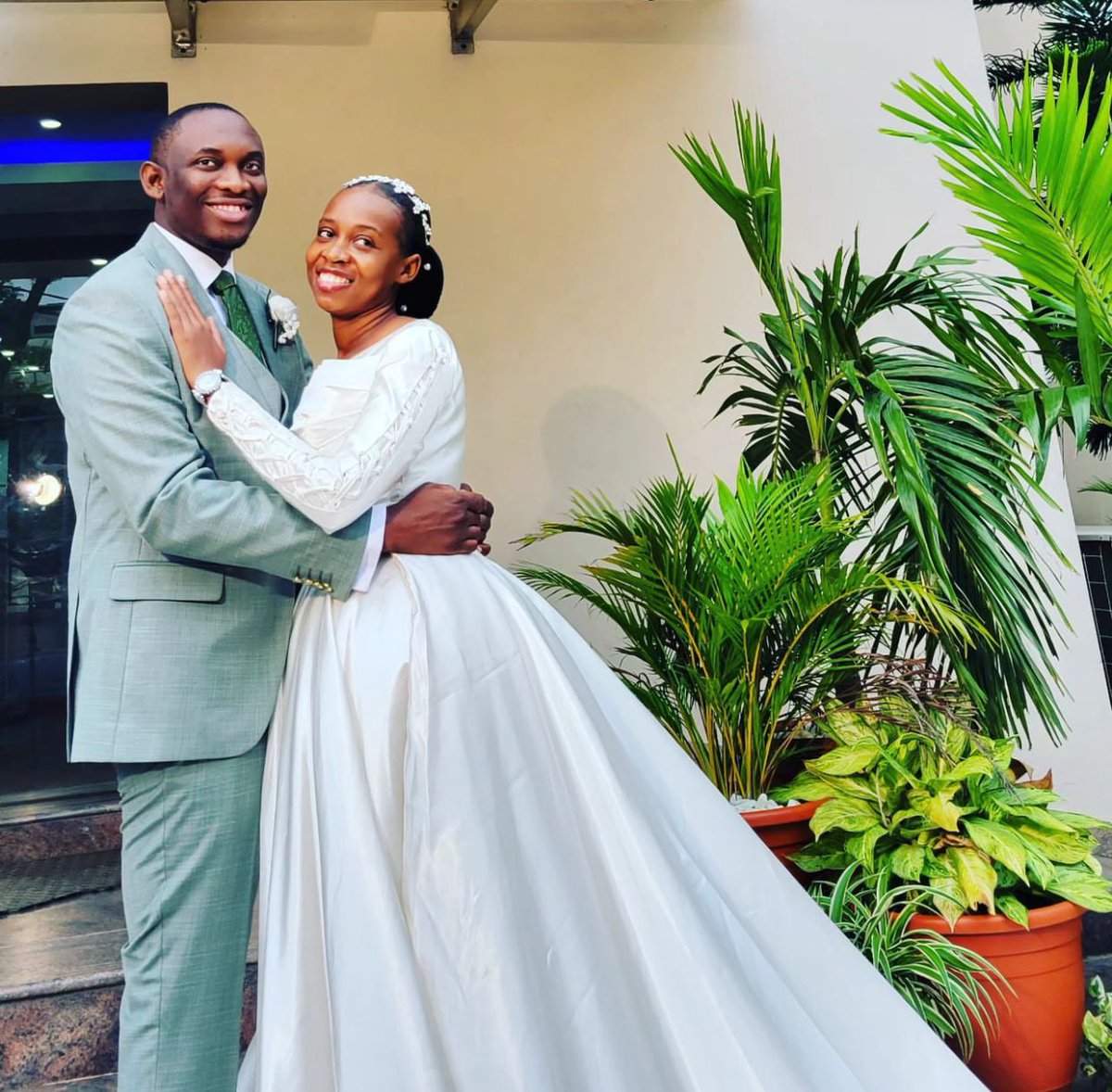 Omolola_Sterlin's tweet photo. This August is Augustine🥰
God bless your union dearies🙏
#TheOris #TheFolagbades https://t.co/tBZinepQGP