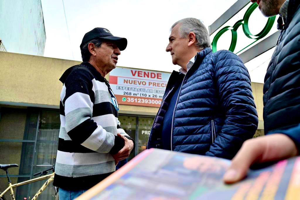 ramonjmestre's tweet photo. Nada mejor que estar cerca, escuchar e interpretar lo que necesita la Argentina a través de su gente. Gracias @GerardoMorales por venir tantas veces a Córdoba; por asumir este desafío; por representarnos y por trabajar tanto para llevar adelante el cambio de nuestras vidas. https://t.co/NruSpfeAWA