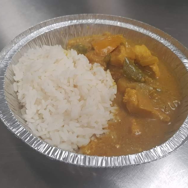 paoloschippy's tweet photo. Our slimming club meal at the moment is Homemade Chicken Curry and Rice! #slimming #Homemade #synfree #fishandchips #paolos #carlisle #cumbria https://t.co/UtA34sxGZs