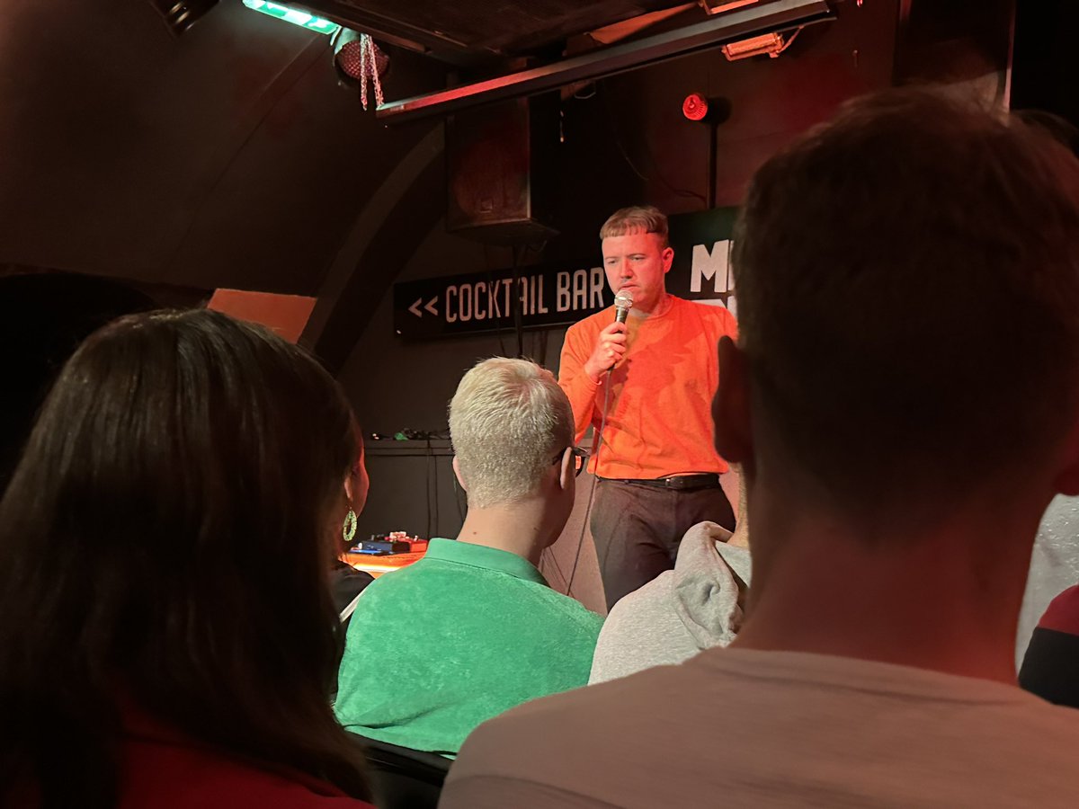 Go and see #Remoulded from #AdamFlood. Brilliant hour of comedy. Believe the hype 👏 <a href="/floodhaha/">Adam Flood</a> <a href="/BarrelComedy/">Monkey Barrel Comedy</a> #EdFringe