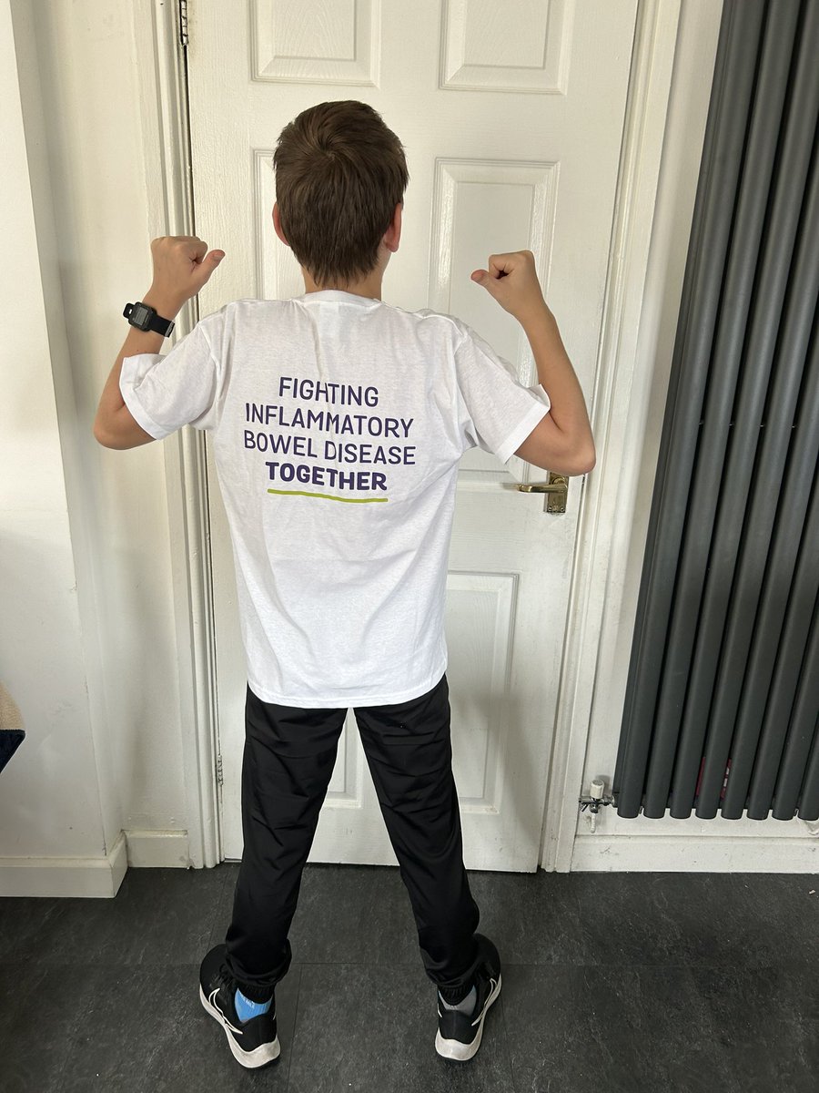 Luke7goingforg1's tweet photo. Rocking the new t shirt @CrohnsColitisUK π #runthenight 60 miles in september ππ»ββοΈππ»ββοΈππ»#IBDsuperheroes #resilience https://t.co/0a3FzLIPEx