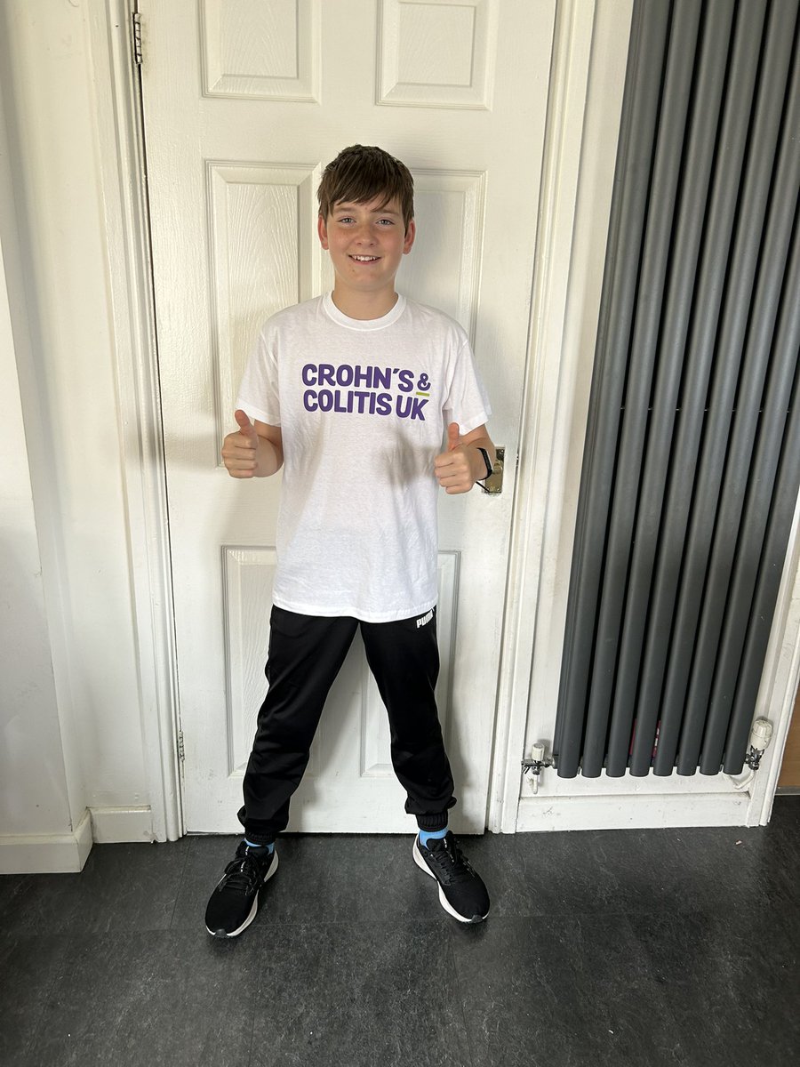 Luke7goingforg1's tweet photo. Rocking the new t shirt @CrohnsColitisUK π #runthenight 60 miles in september ππ»ββοΈππ»ββοΈππ»#IBDsuperheroes #resilience https://t.co/0a3FzLIPEx