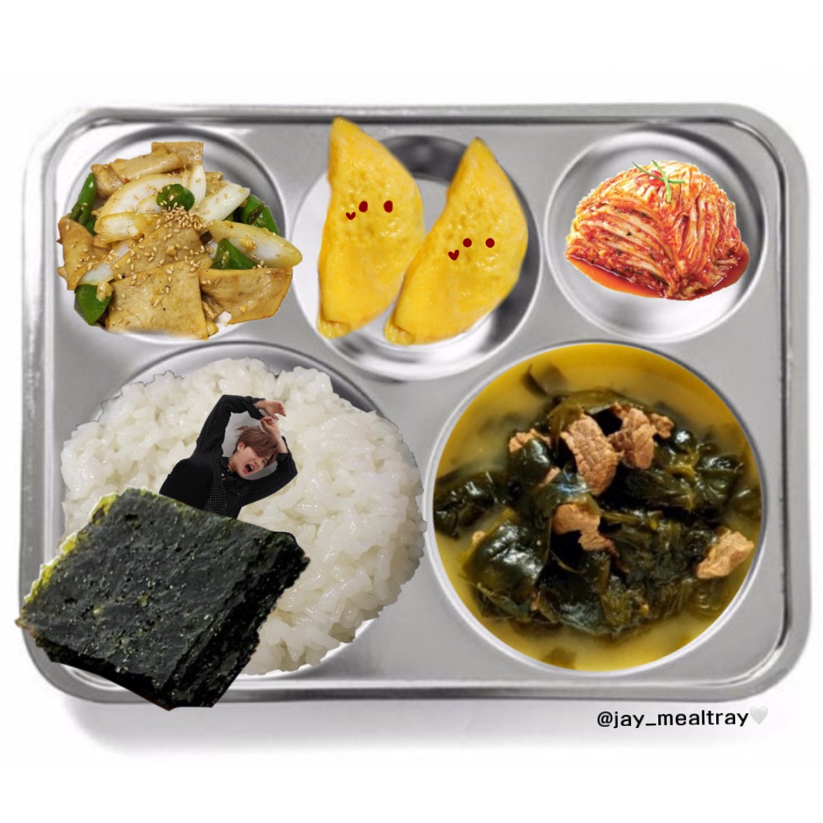 23.08.06 (일) 18일차 조식🪖

밥
소고기미역국
어묵볶음
피자오믈렛
맛김
배추김치

#진환 아 맛있게 먹어🤍
