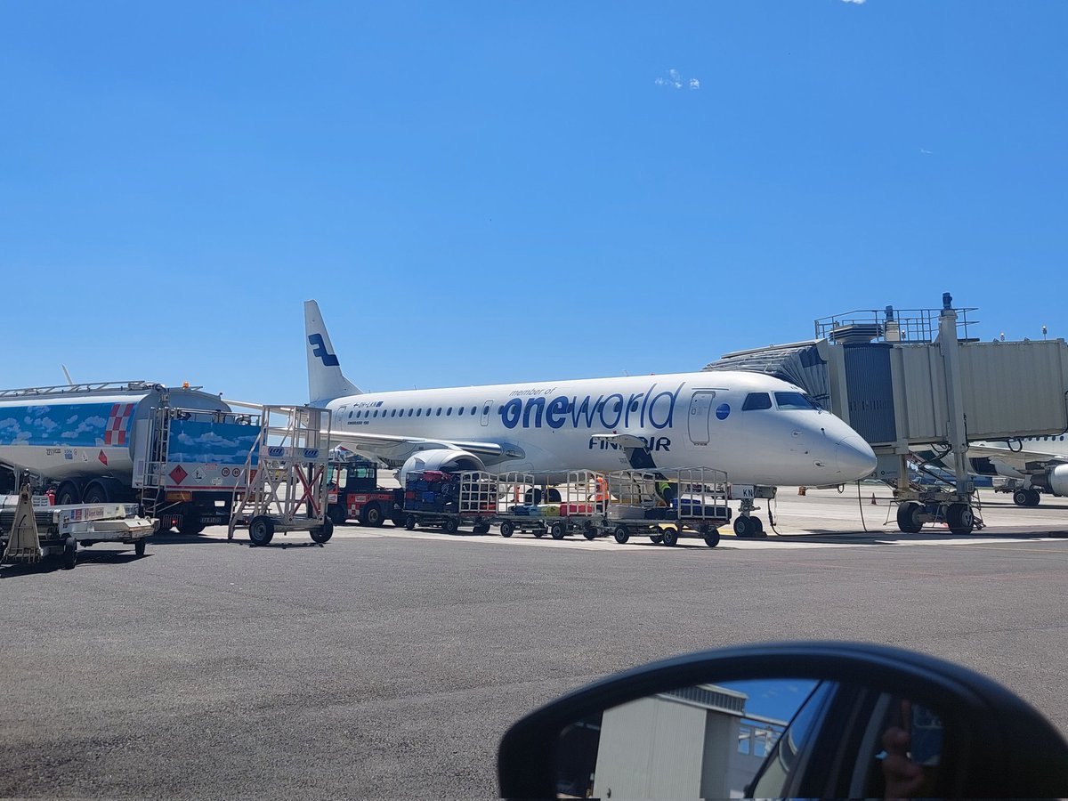 NiccoloGlu's tweet photo. Photo drop of my today apron excursion #avgeek #LIN #LIML https://t.co/WvSzYxWPwm