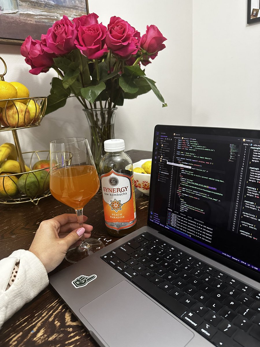 A little 🍑 kombucha and Next js.