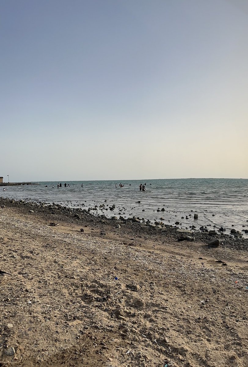 #الرايس وجهة سياحية مميزة ..في #محافظة_بدر
تفتقر إلى ( شاطئ سباحة رملي متكامل ) 
كذلك تعاني من سوء شبكة الإنترنت .. !!
<a href="/stc/">stc group</a>