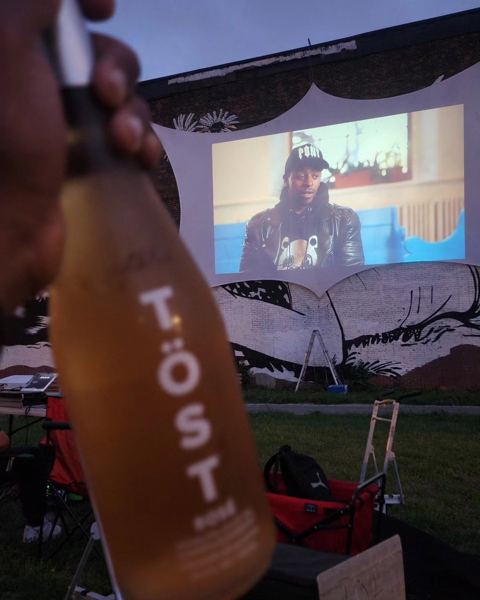 MAMA, PAPA, we made it to ANOTHER BIG SCREEN!!!! #Hungryforjustice #echoesofincarceration #documentary #screening #transmitterpark #Brooklyn 

Ps
I had to have a bottle of @TostBeverages to celebrate another milestone in my journey..... #tostbeverages #tost #sugaray #beinspired