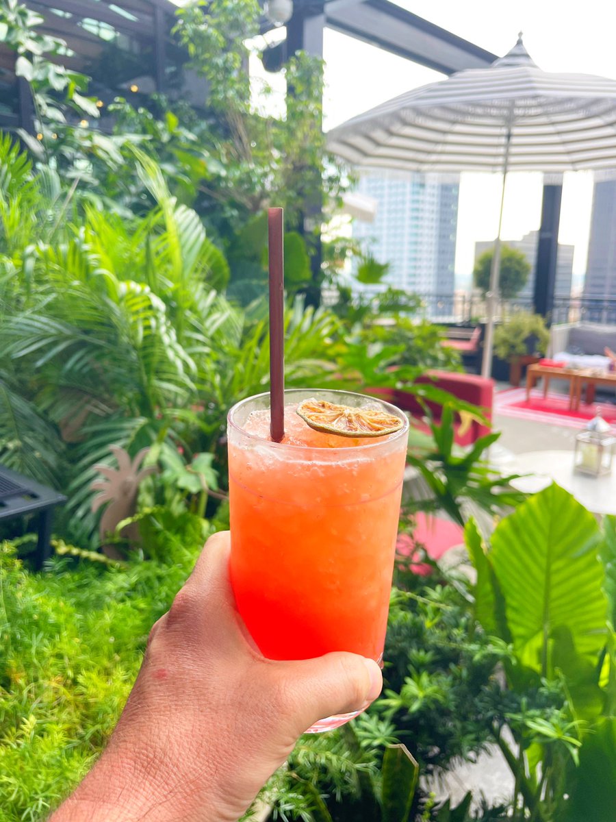 Mocktails at @VirginHotelNOLA! 🍹🌴