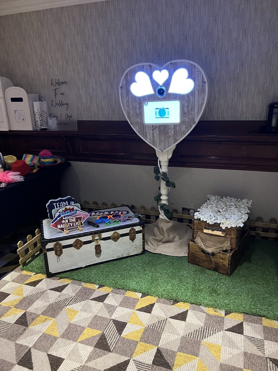 CharlieBrookes Booth tweet media