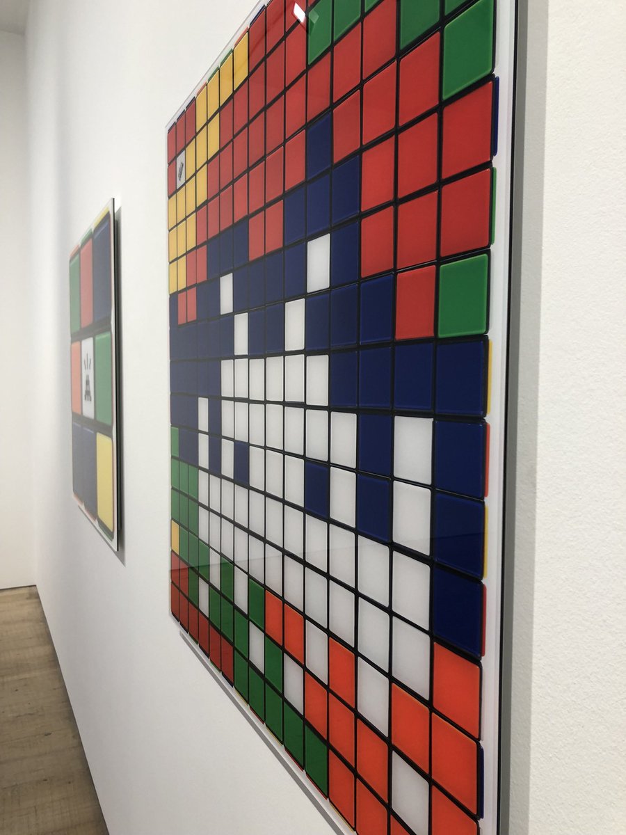 Andrew_Mitchell's tweet image. A great thing about being a Londoner in #thecurrency community is that I can share pictures of the latest @HENI releases with other members around the world - often taking live requests for close ups and using body parts for scale. Gets me out of the office at lunch too