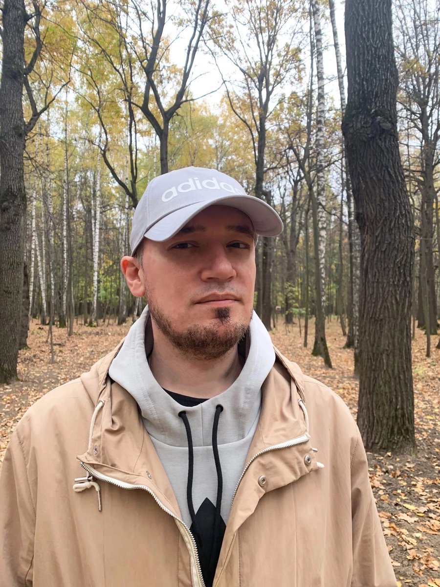 olegsitnikov's tweet photo. #autumn2022 #sitnikoff https://t.co/kPnwFJROZN