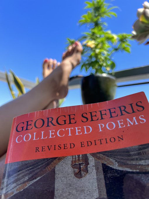 Life has been dedicated to poetry &amp; prose https://t.co/kAwX2TDacD<a href="/tag/blissidys"class="tags"><span>#blissidys</span></a>