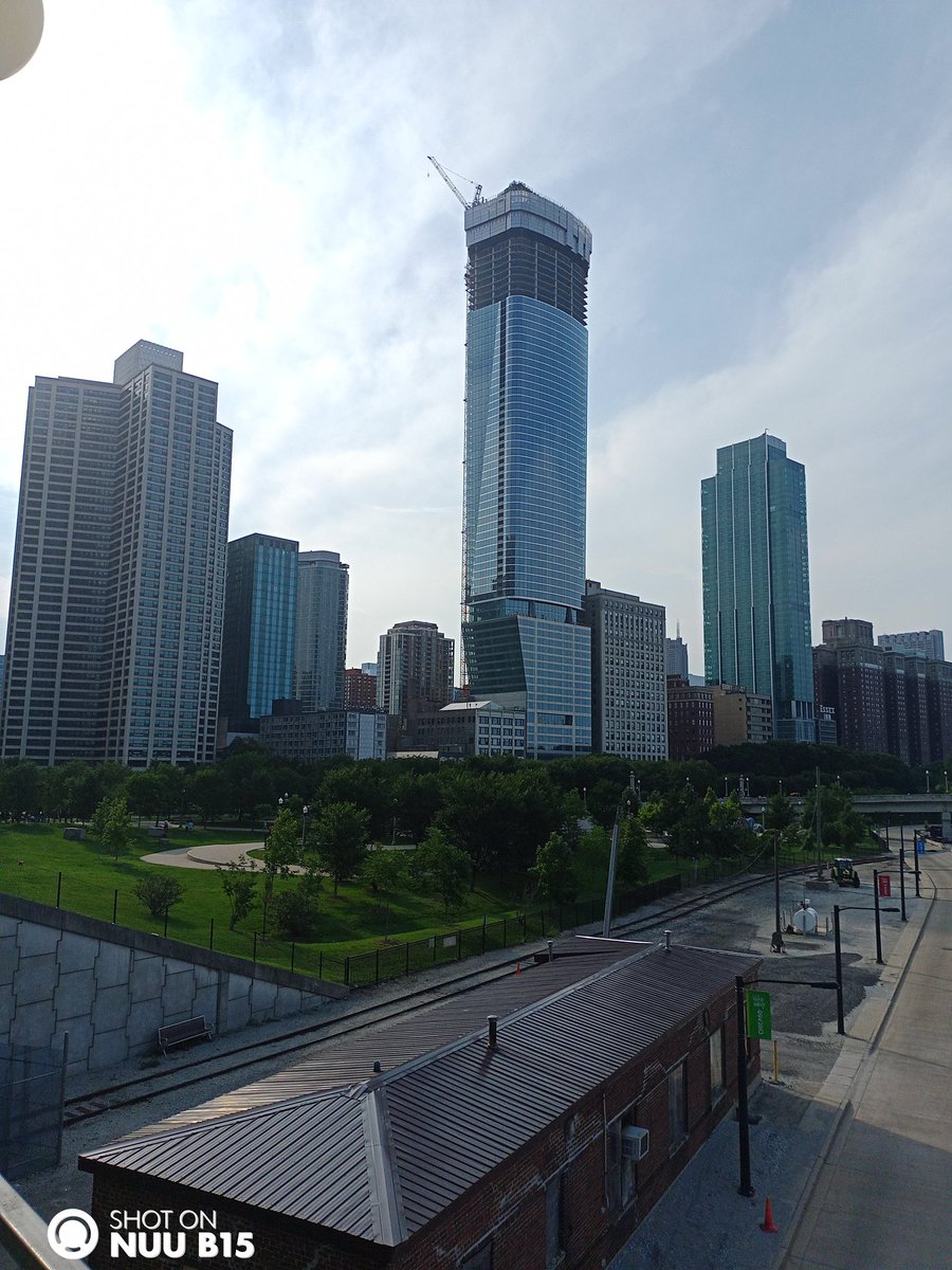 kalone77's tweet photo. My trip out of town was needed,it was good to visit home Chicago bound https://t.co/erv30bPNkx