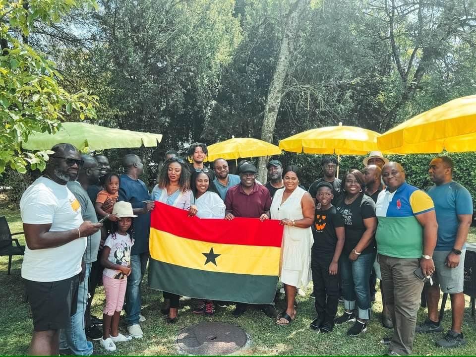 LaryeaDerek's tweet photo. The Ghana team in Geneva was extremely nice and welcoming to the Wanderlust geng today……

Thank You Victor Bampoe 💜

Next City Loading 🔥🔥🔥

#AccratoLondon
#AccraLondonOverland
#DriveForDigitalisation https://t.co/i5xNCdbRFT