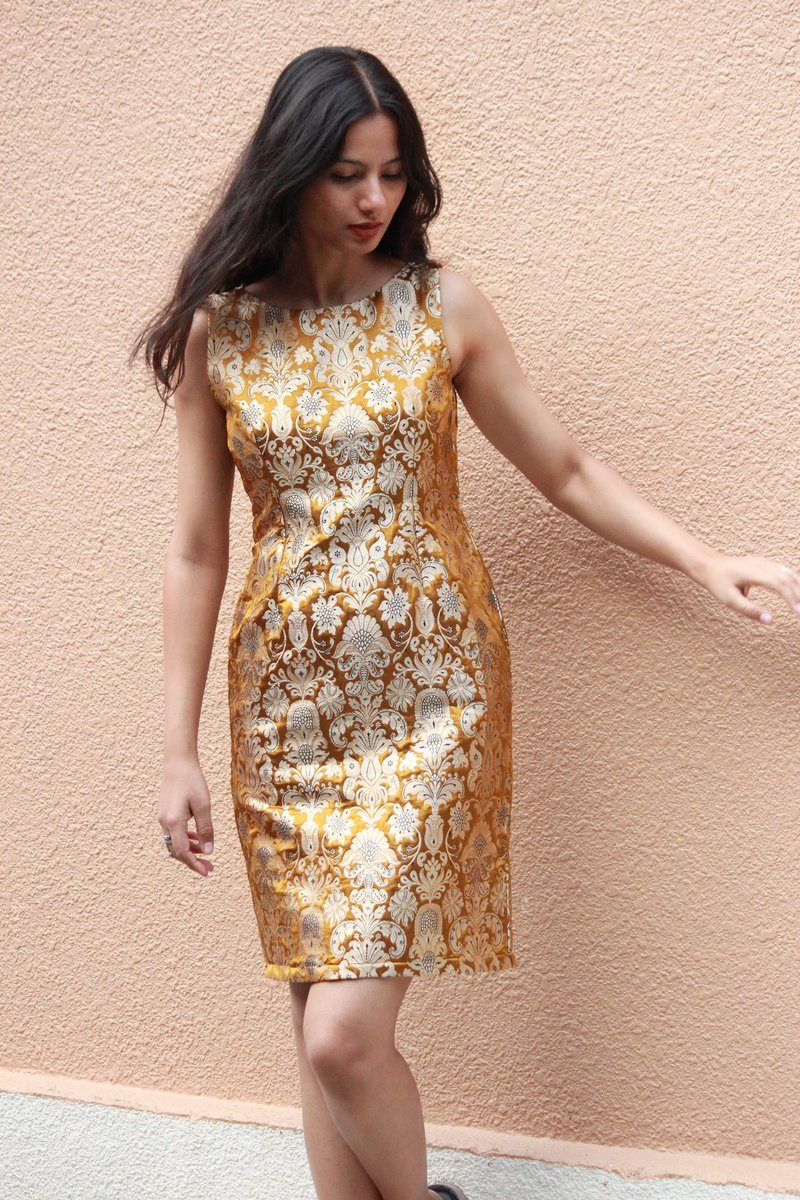 Shop our newly added Mustard Silk Brocade Pencil Dress

mogradesigns.com/collections/ne…
